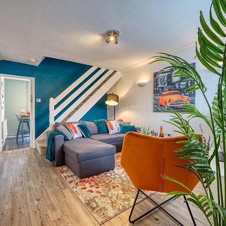 Capri 13 Sa - Contemporary 2 Bedroom House In Loughborough With Free Parking, Close To Loughborough University & M1 Motorway Ngoại thất bức ảnh