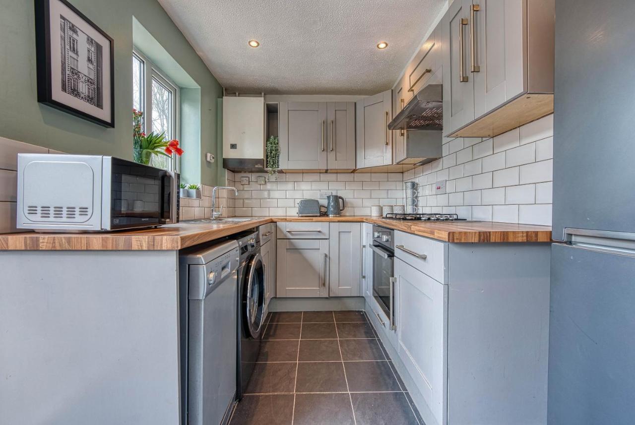 Capri 13 Sa - Contemporary 2 Bedroom House In Loughborough With Free Parking, Close To Loughborough University & M1 Motorway Ngoại thất bức ảnh
