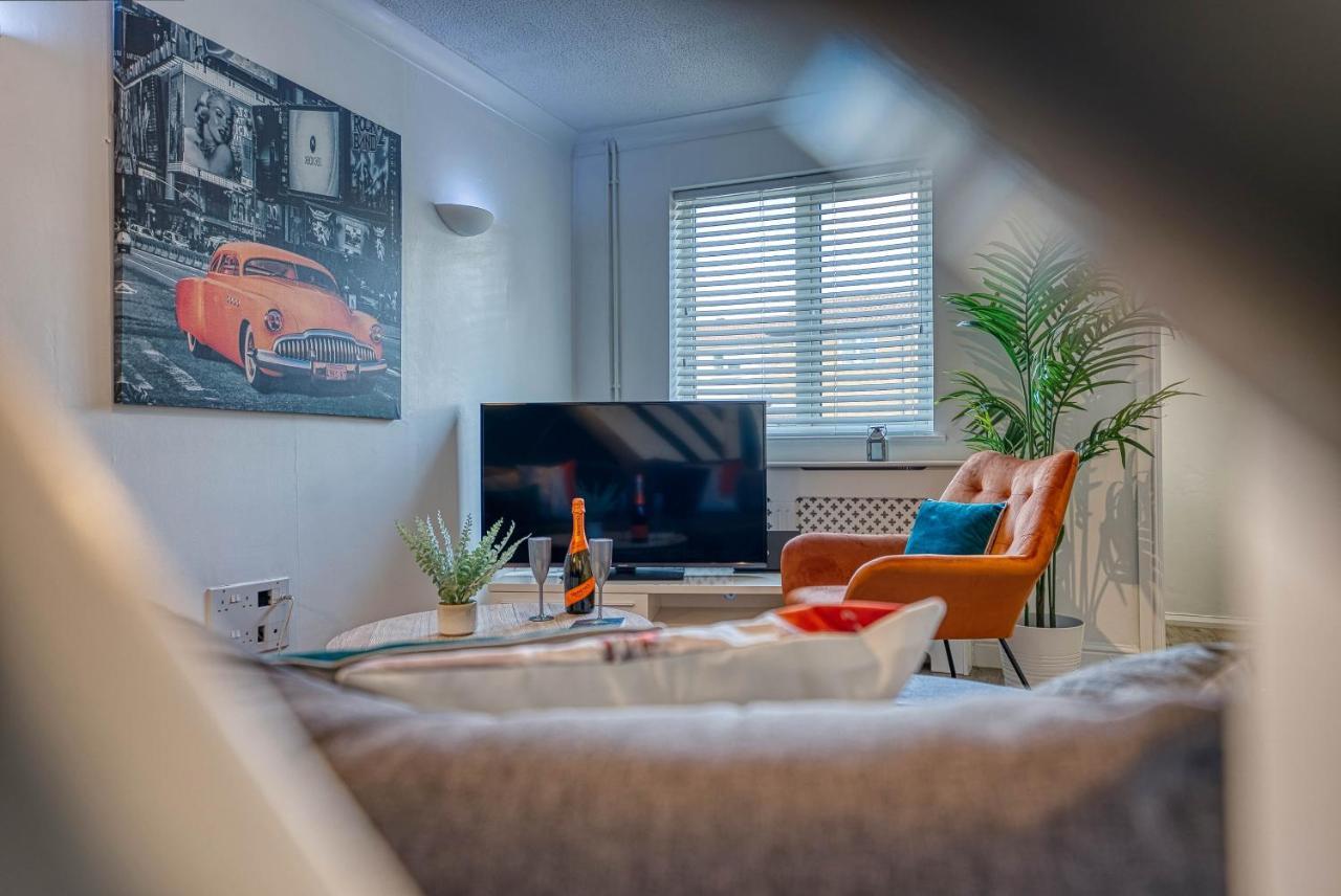 Capri 13 Sa - Contemporary 2 Bedroom House In Loughborough With Free Parking, Close To Loughborough University & M1 Motorway Ngoại thất bức ảnh