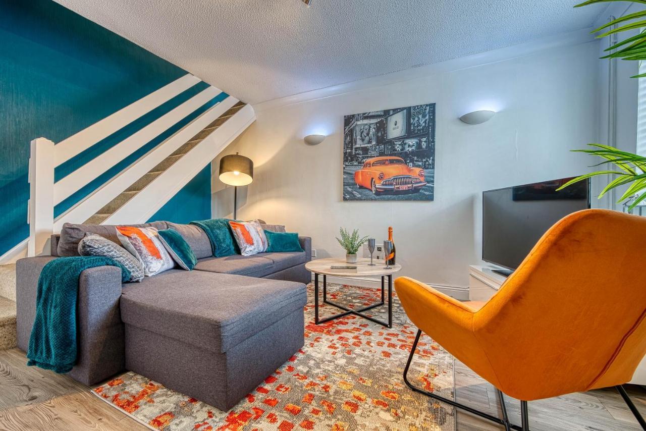 Capri 13 Sa - Contemporary 2 Bedroom House In Loughborough With Free Parking, Close To Loughborough University & M1 Motorway Ngoại thất bức ảnh