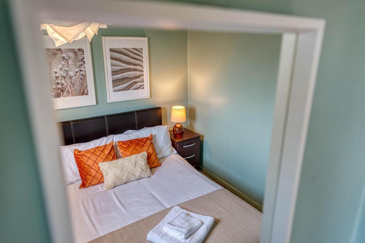 Capri 13 Sa - Contemporary 2 Bedroom House In Loughborough With Free Parking, Close To Loughborough University & M1 Motorway Ngoại thất bức ảnh