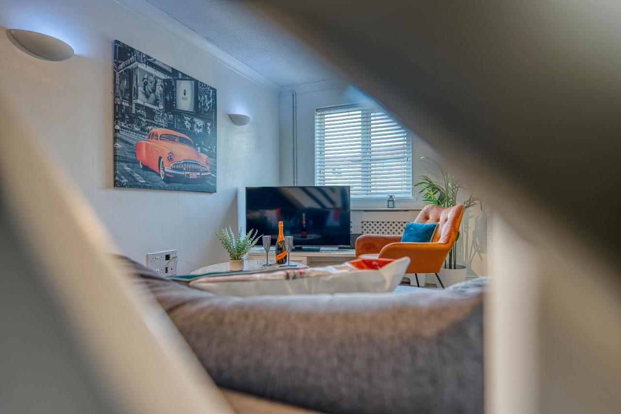 Capri 13 Sa - Contemporary 2 Bedroom House In Loughborough With Free Parking, Close To Loughborough University & M1 Motorway Ngoại thất bức ảnh