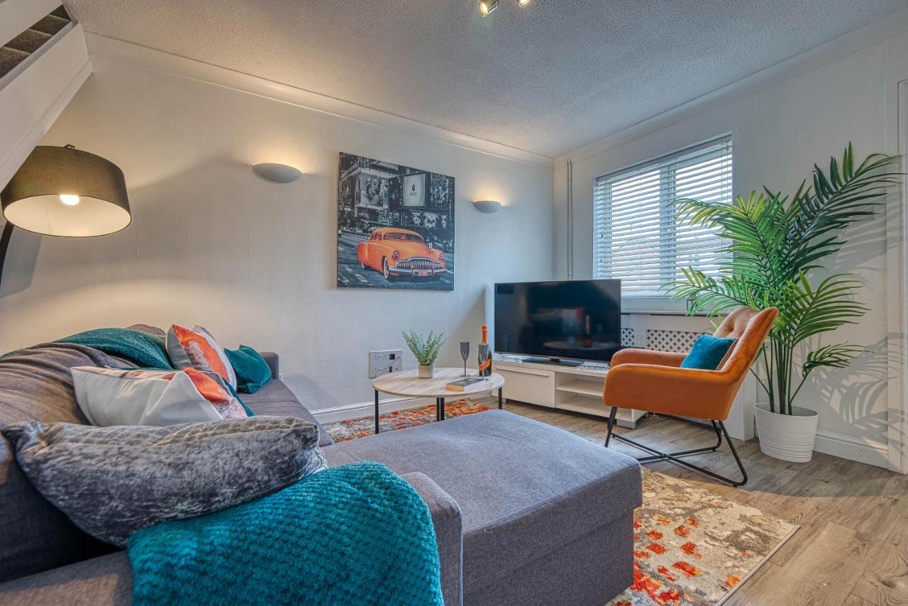 Capri 13 Sa - Contemporary 2 Bedroom House In Loughborough With Free Parking, Close To Loughborough University & M1 Motorway Ngoại thất bức ảnh