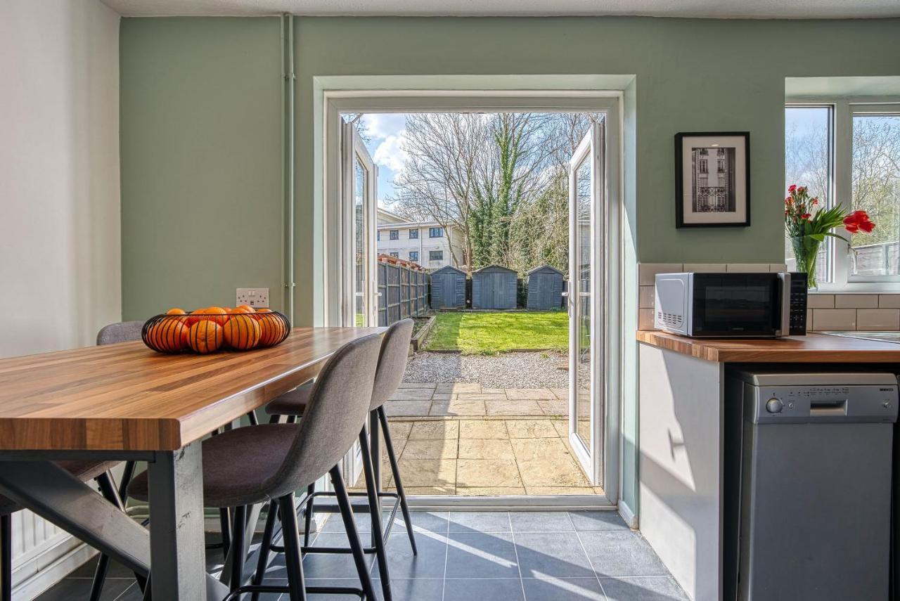 Capri 13 Sa - Contemporary 2 Bedroom House In Loughborough With Free Parking, Close To Loughborough University & M1 Motorway Ngoại thất bức ảnh